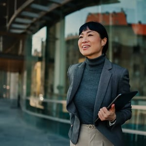 ServiceNow-2211185718